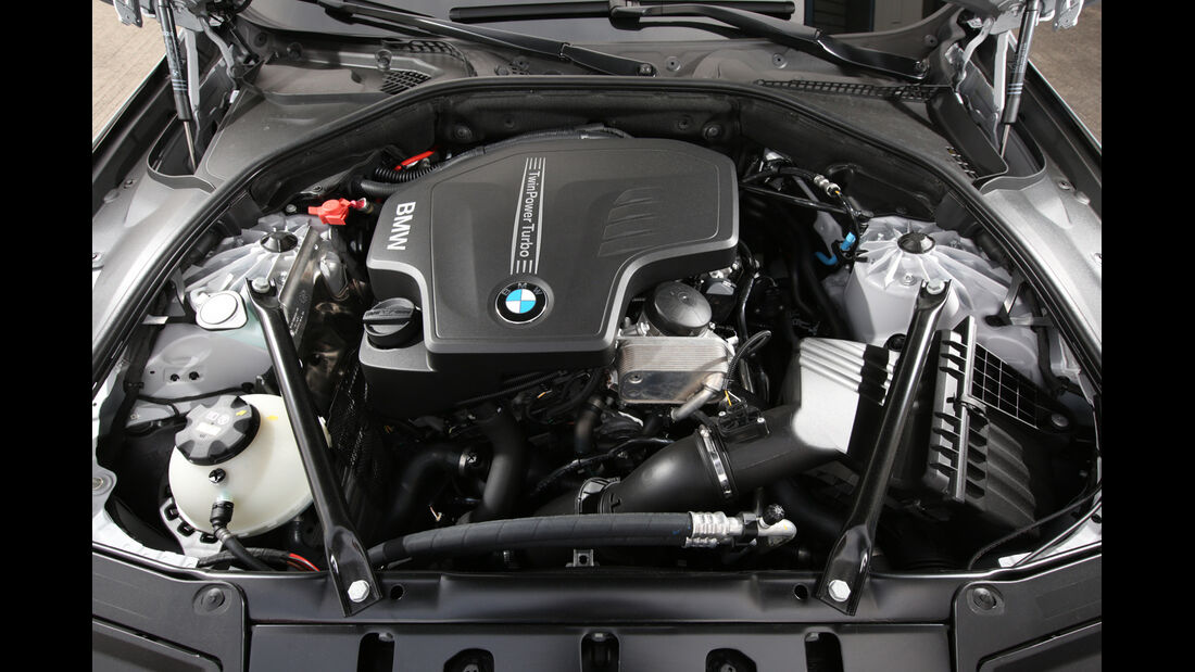BMW 520i Touring, Motor