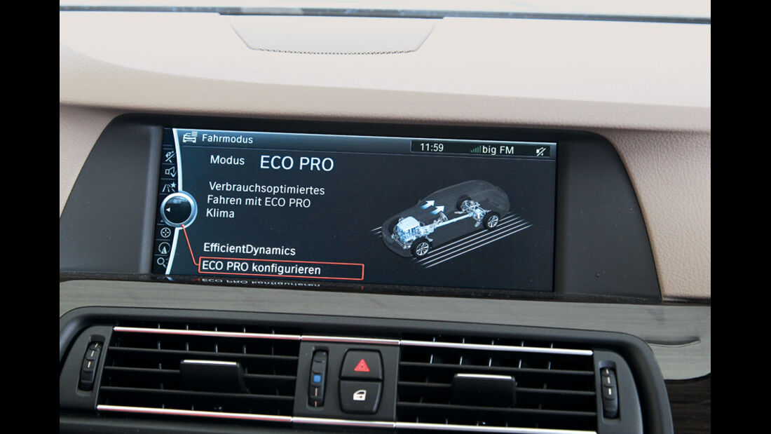 BMW 528i Touring, Bildschirm