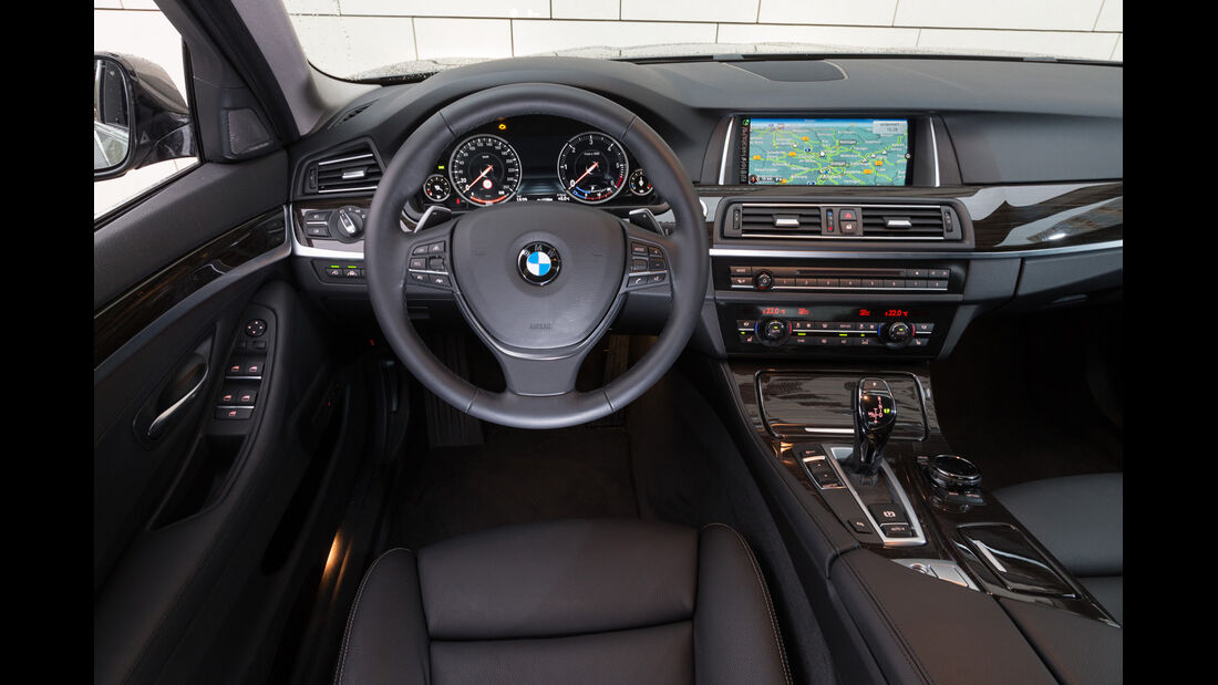 BMW 530d, Cockpit