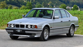 Der dritte BMW 5er (E34): Mit Motorenmacht nach vorne (Seite 2