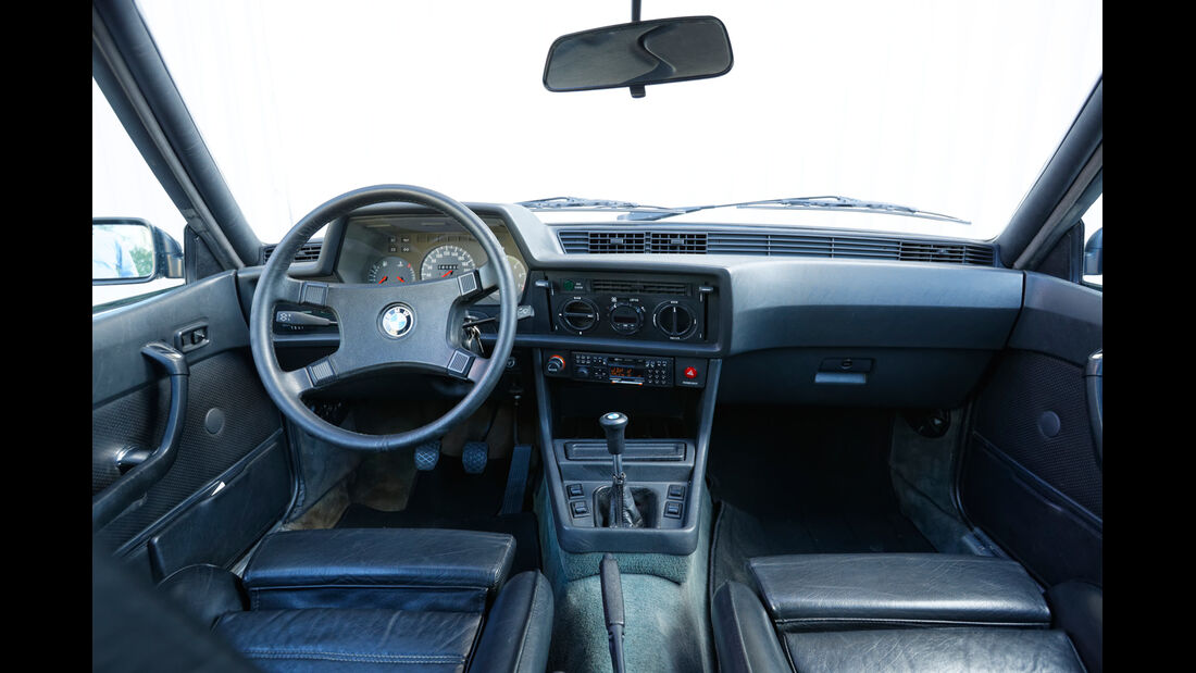 BMW 628 CSi, Cockpit