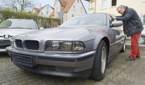 BMW 728i E38, Exterieur