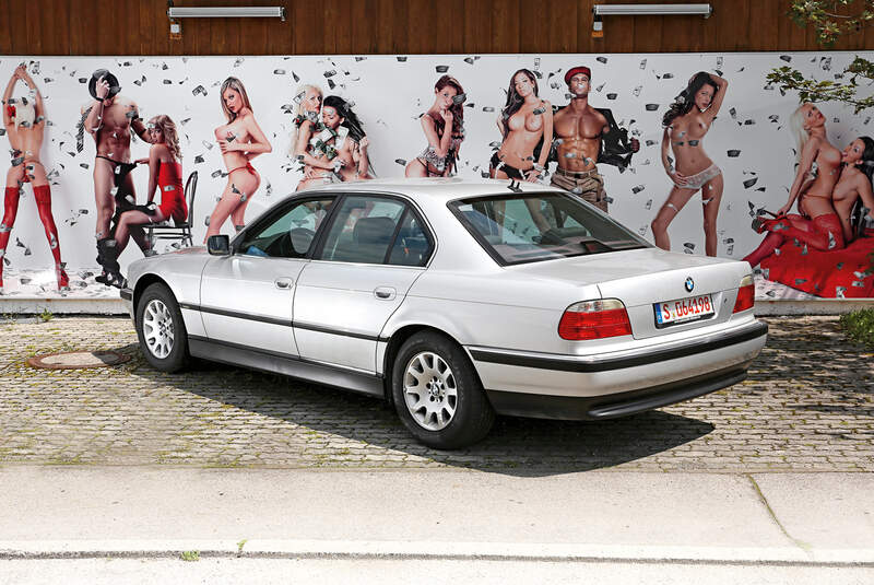 BMW 728i Typ E38, Heckansicht