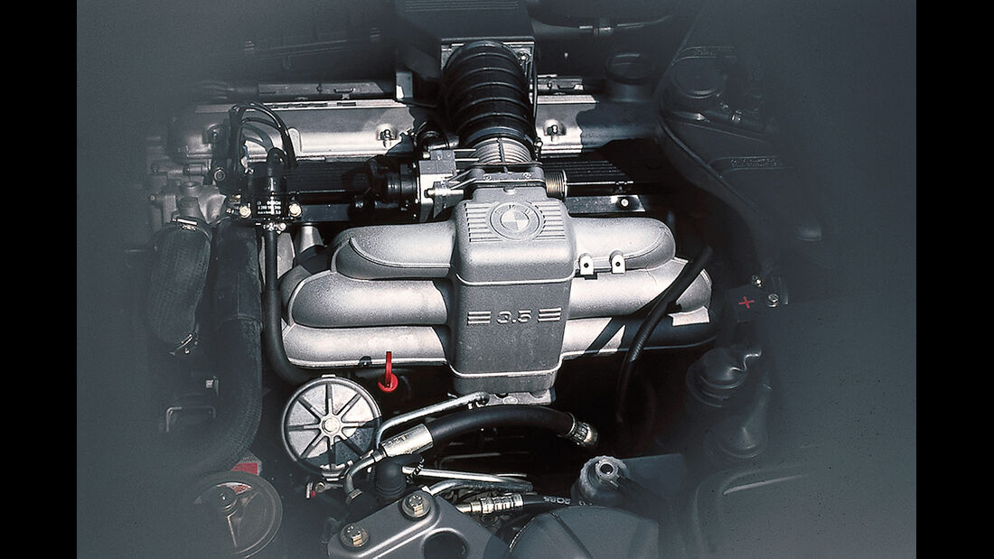 BMW 735i, Motor