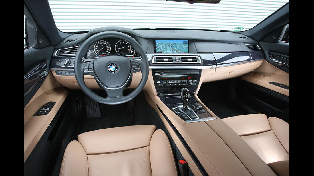 BMW 750i x-Drive