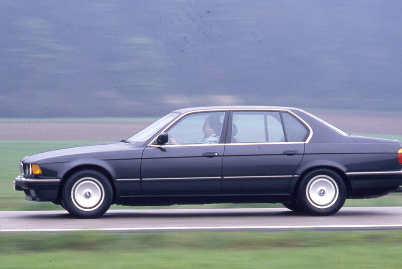BMW 750iL E32 und Mercedes-Benz 600 SEL V140 im Vergleichstest auto motor und sport 18/1991
