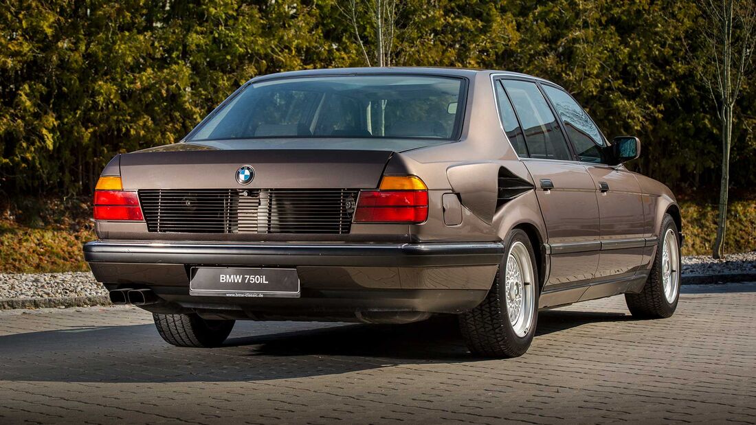 BMW 750iL V16 E32 Goldfisch (1987)