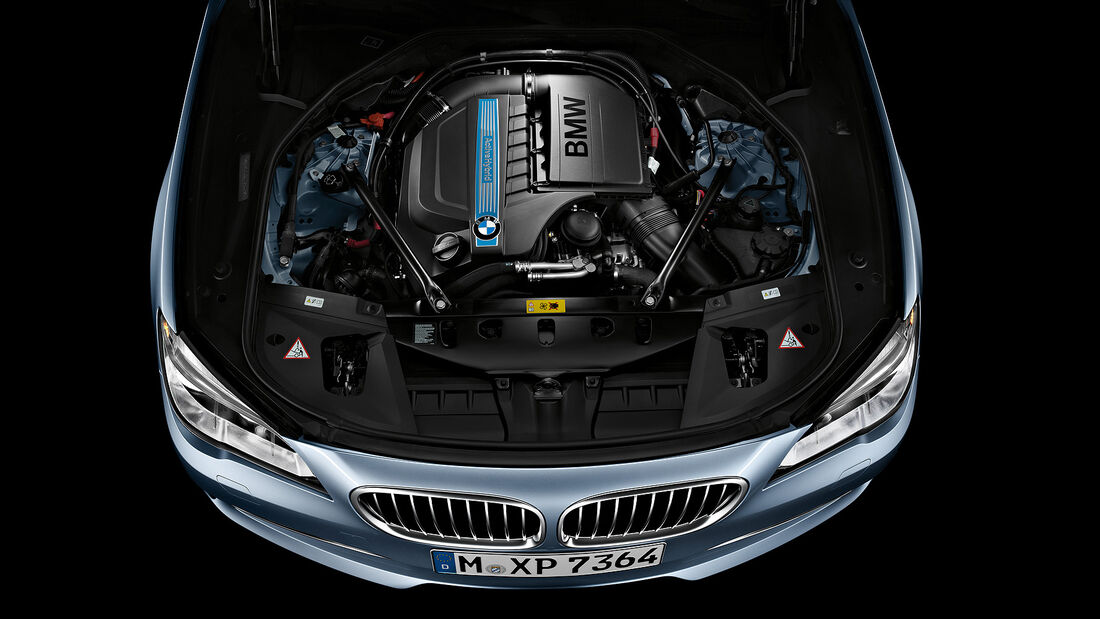 BMW 7er, Motor