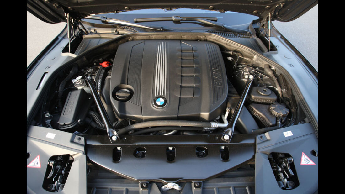 BMW 7er, Motor