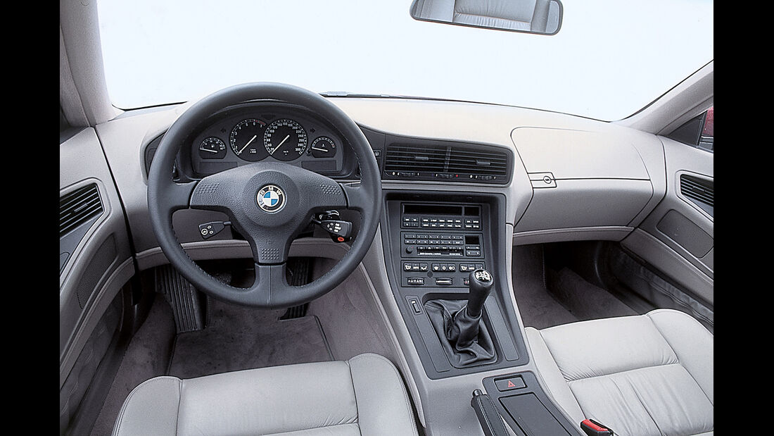 BMW 850i, Cockpit