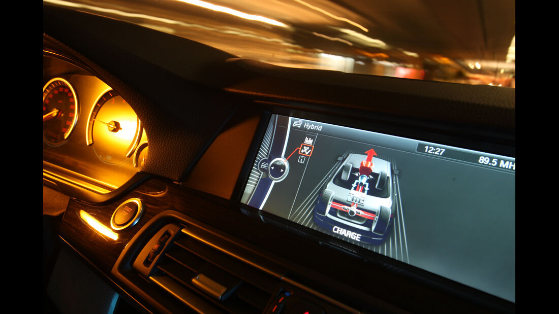 BMW Active Hybrid5, Bildschirm, Antrieb