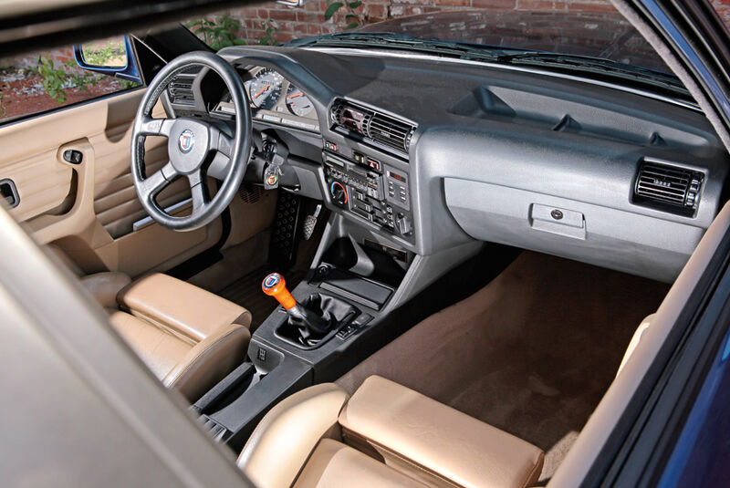 BMW Alpina B6 3.5 S, Innenraum, Cockpit
