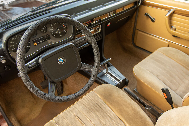 BMW E3 3.0 S, Interieur