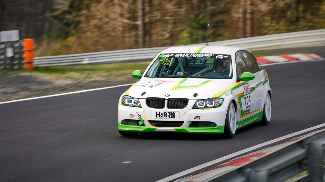 BMW E90 - Startnummer #725 - V4 - NLS 2022 - Langstreckenmeisterschaft - Nürburgring - Nordschleife