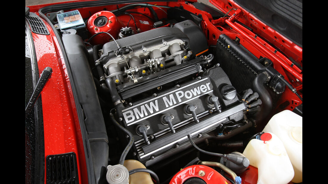 BMW M 3, Motor