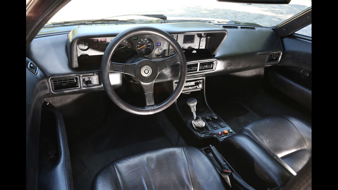 BMW M1, Cockpit