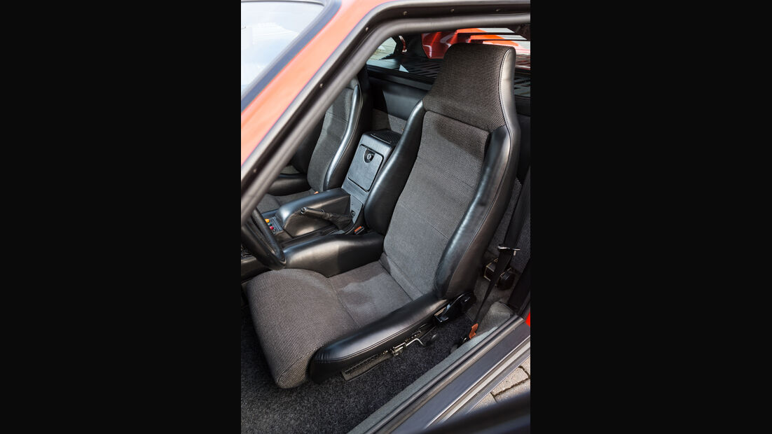 BMW M1, Fahrersitz