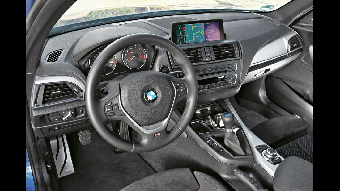 BMW M135i, Cockpit, Lenkrad