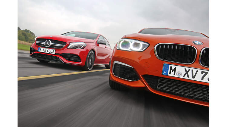 Vergleich Bmw M135i Vs Mercedes Amg A 45 Auto Motor Und Sport