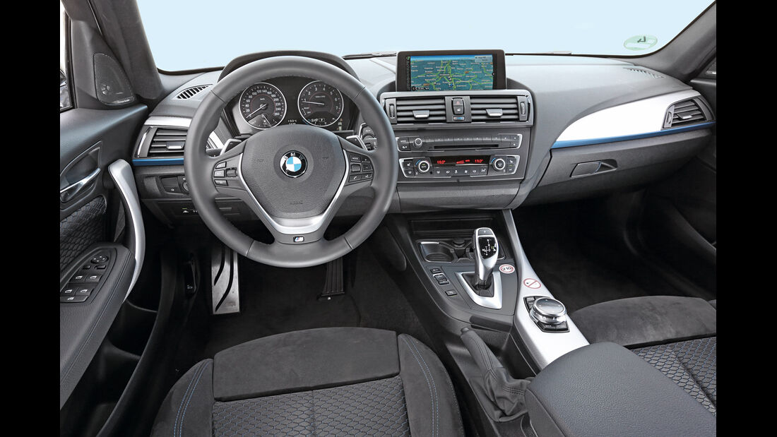 BMW M135i xDrive, Cockpit