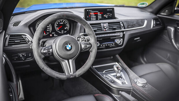 BMW M2 CS, Interieur