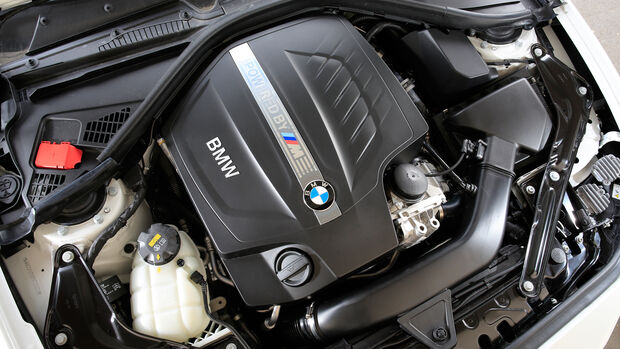 BMW M2 Coupé, Motor
