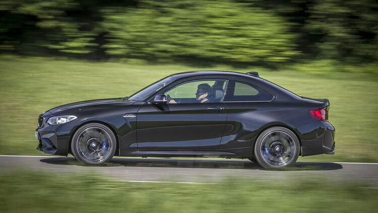 Audi Tt Rs Gegen Bmw M2 Test Der Sportcoupe Erzrivalen