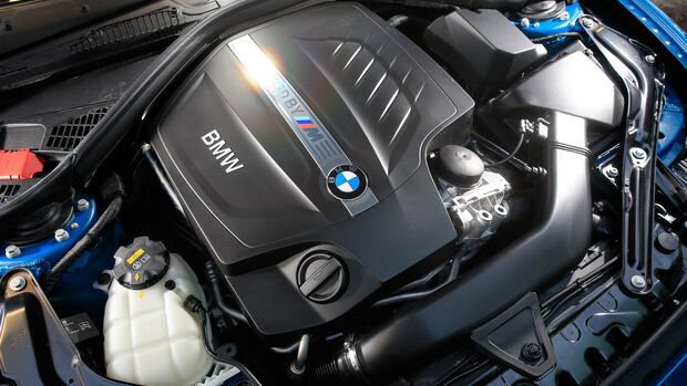 BMW M2, Motor