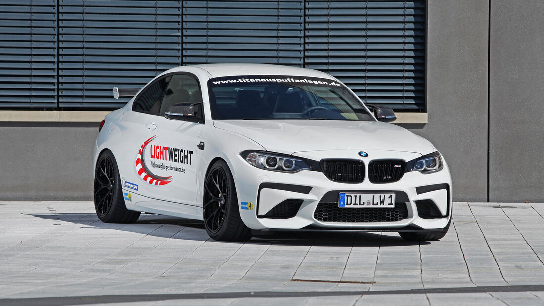 BMW M2 von Lightweight