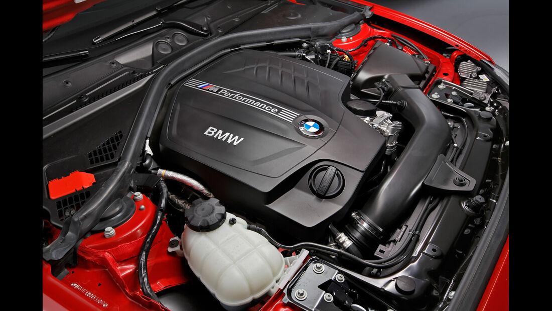 BMW M235, Motor