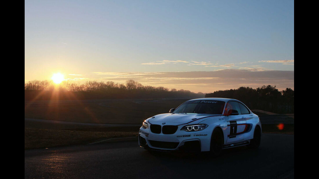 BMW M235i Racing Vorstellung