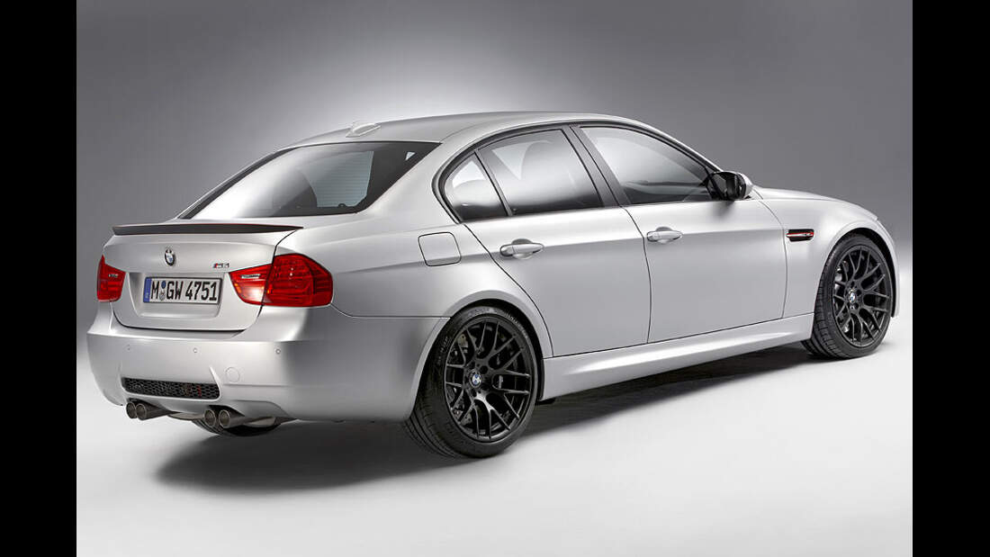 BMW M3 CRT Sondermodell: Leichtbau-Limousine mit M3 GTS-Technik | AUTO ...