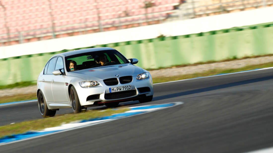 BMW M3 CRT im Test - auto motor und sport