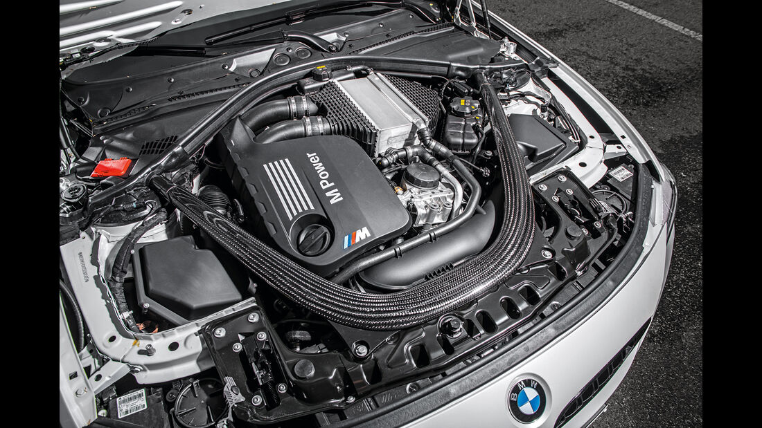 BMW M3 Competition, Motor