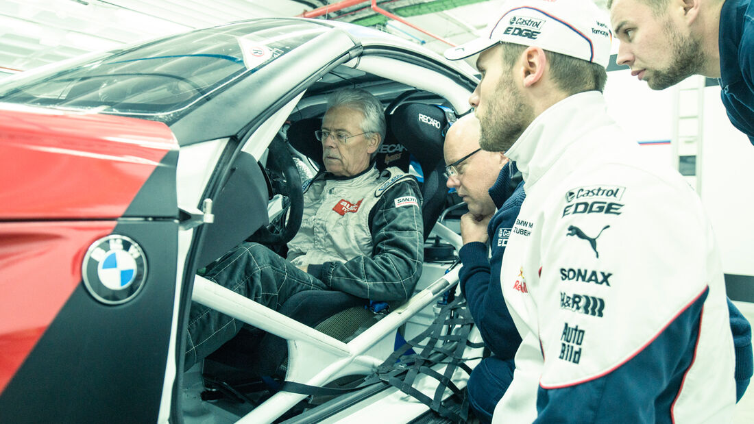 BMW M3 DTM, Cockpit, Instruktionen