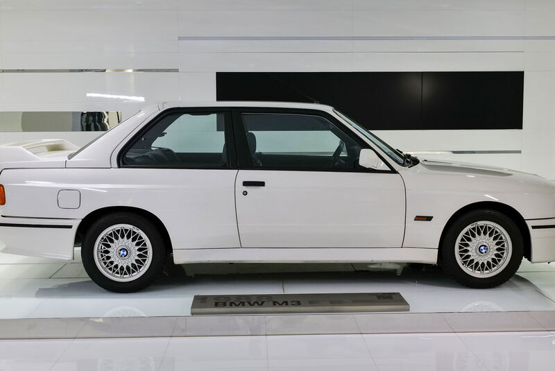 BMW M3 E30 (1989) Seitenansicht