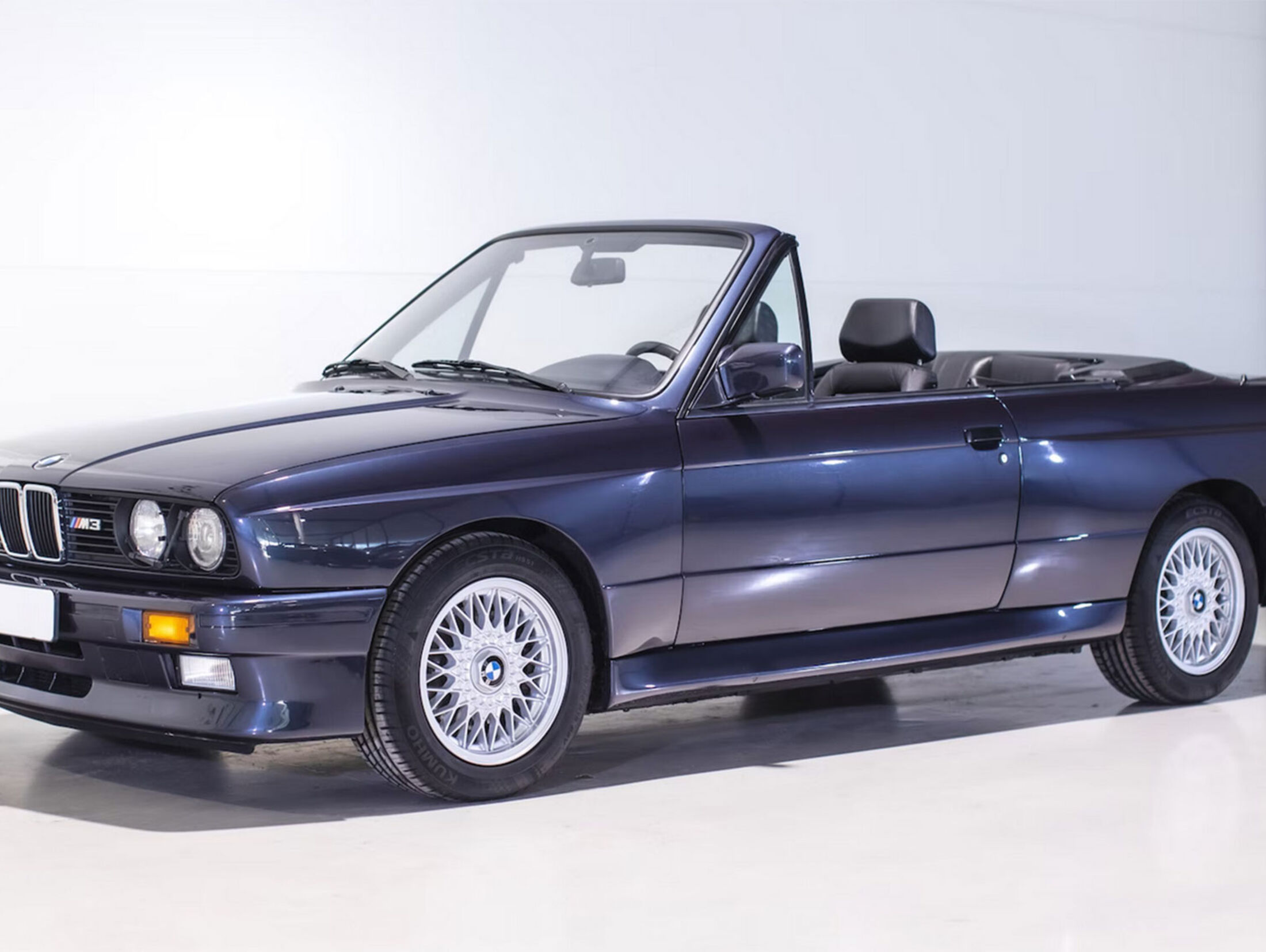 https://imgr1.auto-motor-und-sport.de/BMW-M3-E30-Cabriolet-1989--jsonLd4x3-61ab176d-1983302.jpg