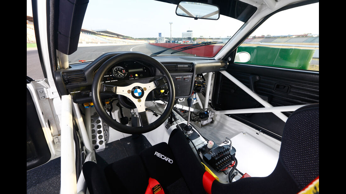 BMW M3 E30 DTM, Cockpit