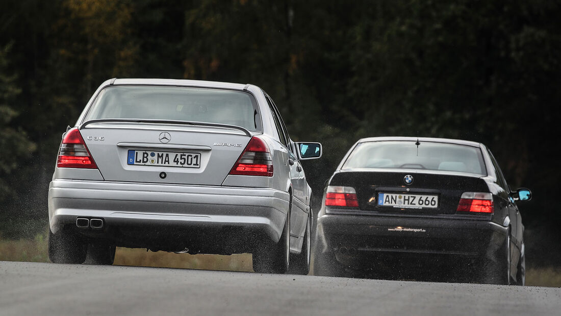 BMW M3 (E36) Limousine Mercedes C36 AMG (W202)