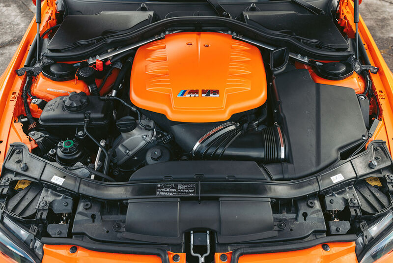 BMW M3 E92 GTS (2010)  Motor