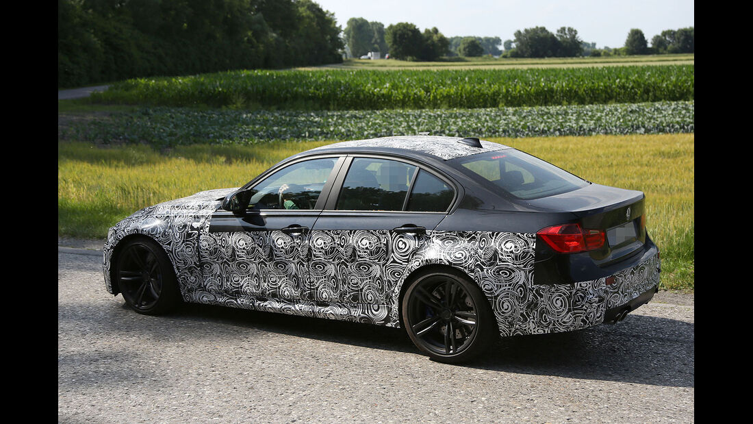 BMW M3 Erlkönig Carbondach