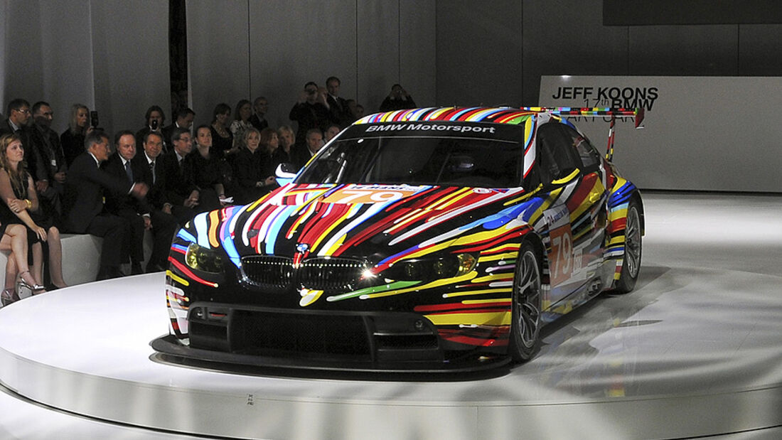 BMW M3 GT2 Jeff Koons Art Car