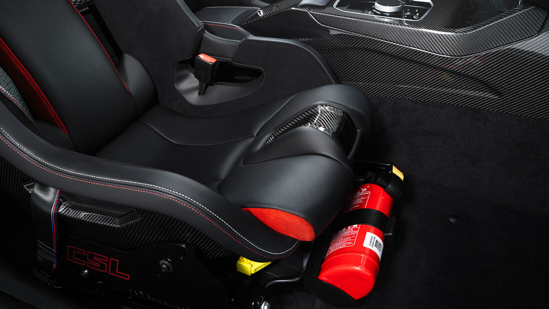 BMW M 3.0 CSL: Verschärfter M4 mit Retro-Touch | AUTO MOTOR UND SPORT