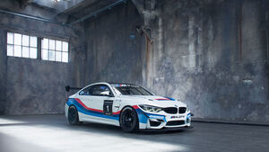 BMW M4 GT4 - Motorsport