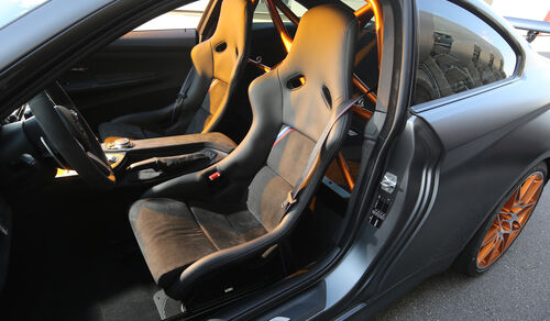 BMW M4 GTS, Sitze