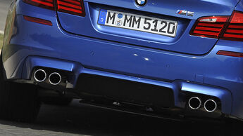 BMW M5 Auspuffendrohre