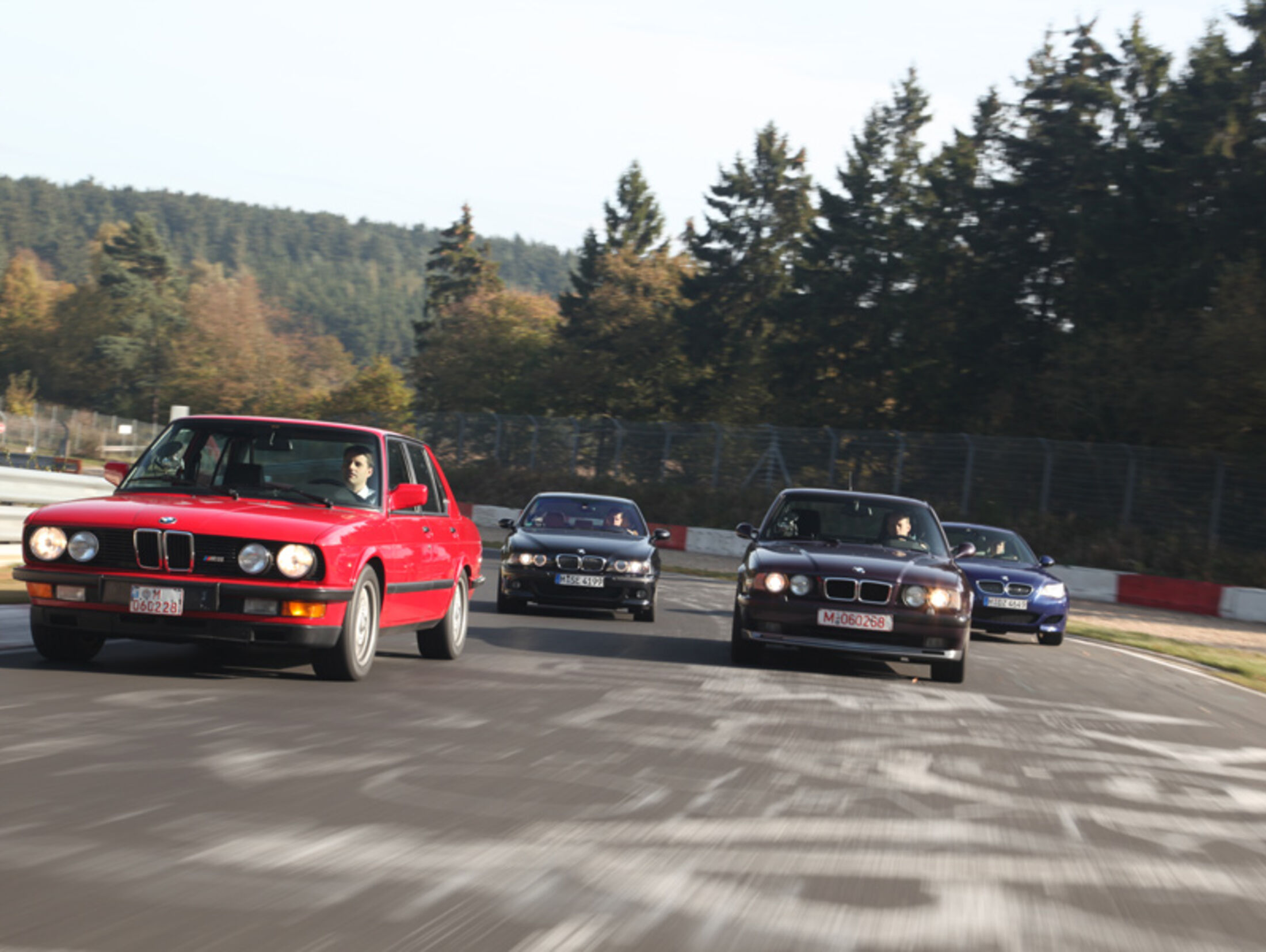 BMW M5 auf dem Nürburgring: vom M1-Motor bis zum V10