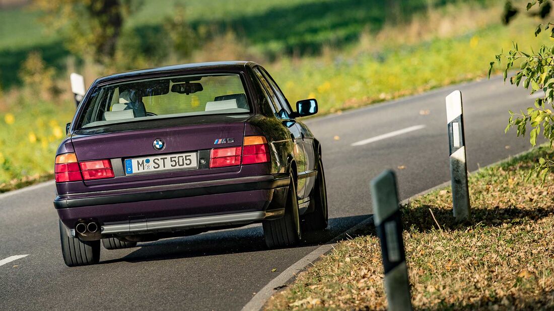 BMW M5 (E34)