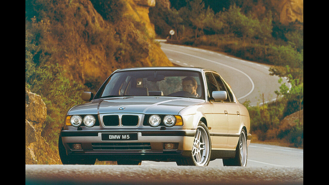 BMW M5 (E34) 