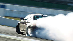 BMW M5, Heckansicht, Burnout
